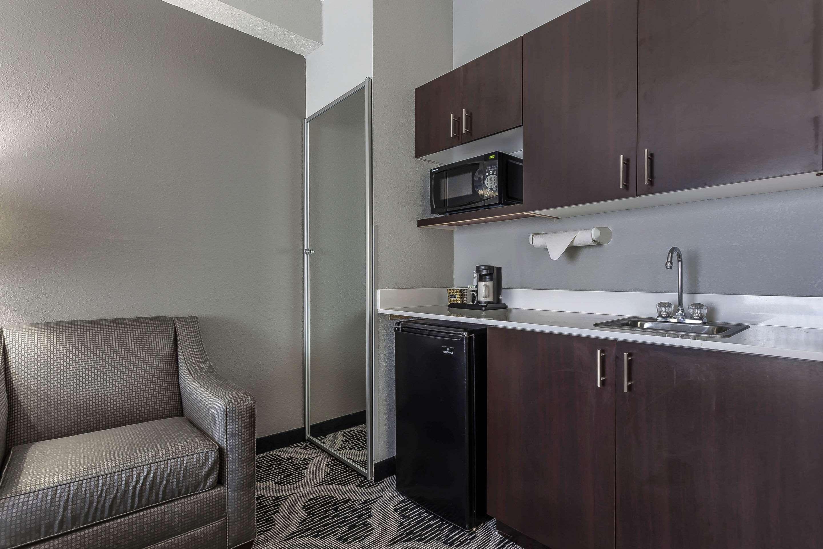 Quality Suites Pineville - Charlotte Eksteriør bilde